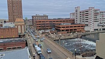 Weather camera view of City of Aurora IL.