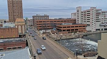 Weather camera view of City of Aurora IL.