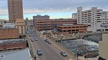 Weather camera view of City of Aurora IL.
