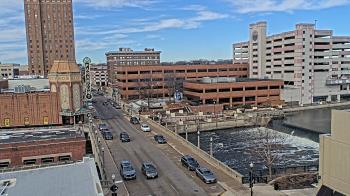 Weather camera view of City of Aurora IL.