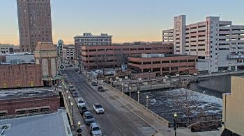 Weather camera view of City of Aurora IL.