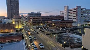 Weather camera view of City of Aurora IL.