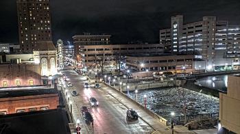 Weather camera view of City of Aurora IL.