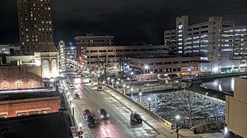 Weather camera view of City of Aurora IL.