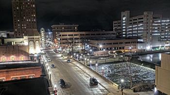 Weather camera view of City of Aurora IL.