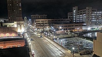 Weather camera view of City of Aurora IL.