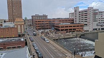 Weather camera view of City of Aurora IL.