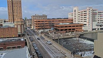 Weather camera view of City of Aurora IL.