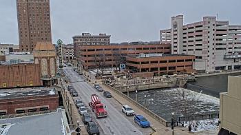 Weather camera view of City of Aurora IL.