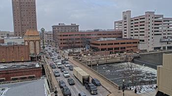 Weather camera view of City of Aurora IL.