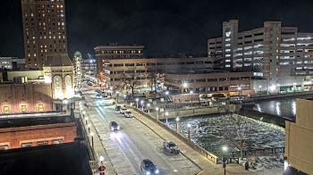 Weather camera view of City of Aurora IL.