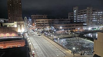 Weather camera view of City of Aurora IL.
