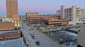 Weather camera view of City of Aurora IL.