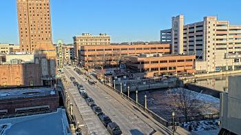 Weather camera view of City of Aurora IL.