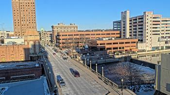 Weather camera view of City of Aurora IL.