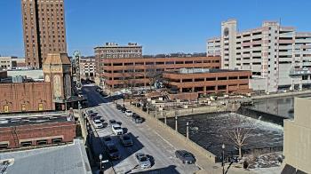 Weather camera view of City of Aurora IL.