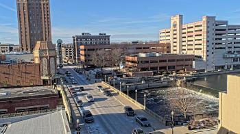 Weather camera view of City of Aurora IL.