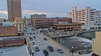 Weather camera view of City of Aurora IL.