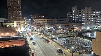 Weather camera view of City of Aurora IL.