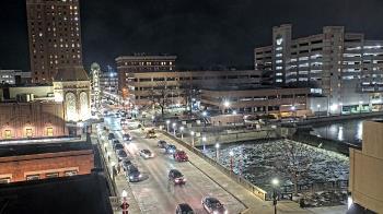 Weather camera view of City of Aurora IL.