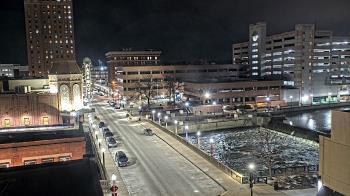 Weather camera view of City of Aurora IL.