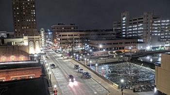 Weather camera view of City of Aurora IL.