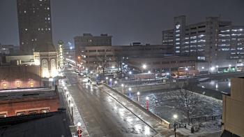 Weather camera view of City of Aurora IL.