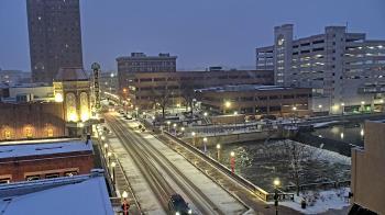 Weather camera view of City of Aurora IL.