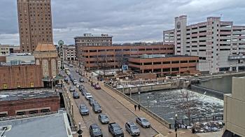 Weather camera view of City of Aurora IL.