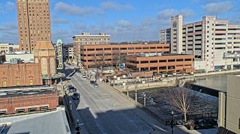 Weather camera view of City of Aurora IL.