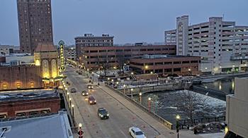 Weather camera view of City of Aurora IL.