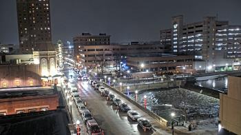 Weather camera view of City of Aurora IL.