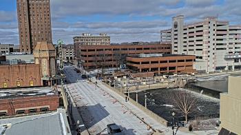 Weather camera view of City of Aurora IL.