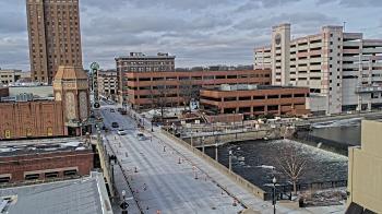 Weather camera view of City of Aurora IL.