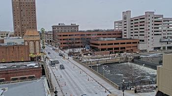 Weather camera view of City of Aurora IL.