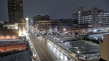 Weather camera view of City of Aurora IL.