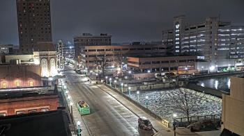 Weather camera view of City of Aurora IL.