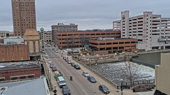 Weather camera view of City of Aurora IL.