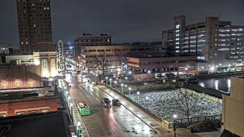 Weather camera view of City of Aurora IL.