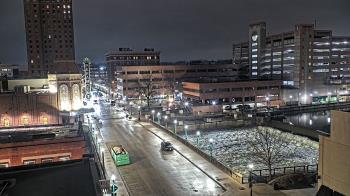 Weather camera view of City of Aurora IL.