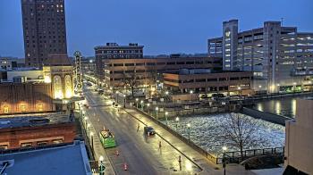 Weather camera view of City of Aurora IL.