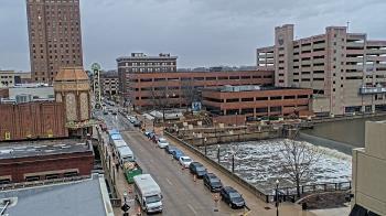 Weather camera view of City of Aurora IL.