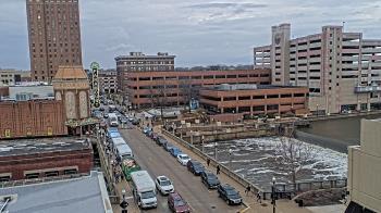 Weather camera view of City of Aurora IL.