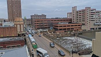 Weather camera view of City of Aurora IL.