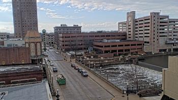 Weather camera view of City of Aurora IL.