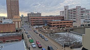 Weather camera view of City of Aurora IL.
