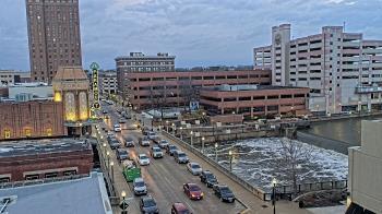 Weather camera view of City of Aurora IL.