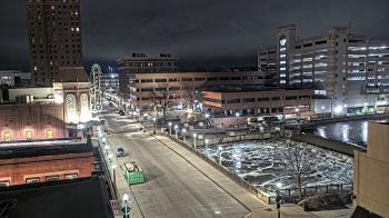 Weather camera view of City of Aurora IL.