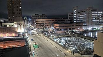 Weather camera view of City of Aurora IL.