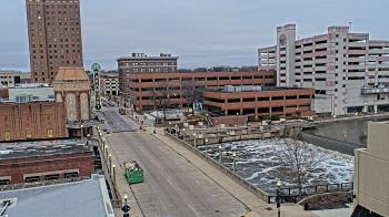 Weather camera view of City of Aurora IL.